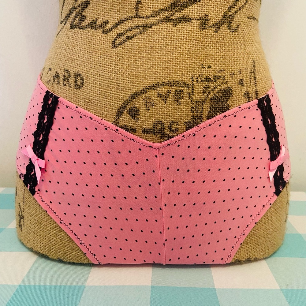 💕NEW w/o TAGS VTG y2k Victoria’s Secret Sexy Things Polkadot Panty M💕